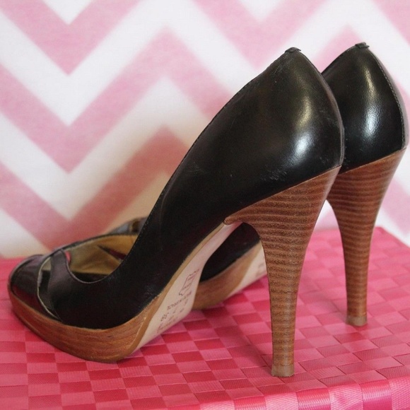 Unique Black Open-Toe Heels Size 7 Leather - Picture 3 of 6